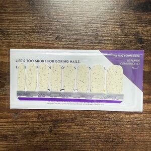 Color Street Nail Polish Strips: Crystal Calm